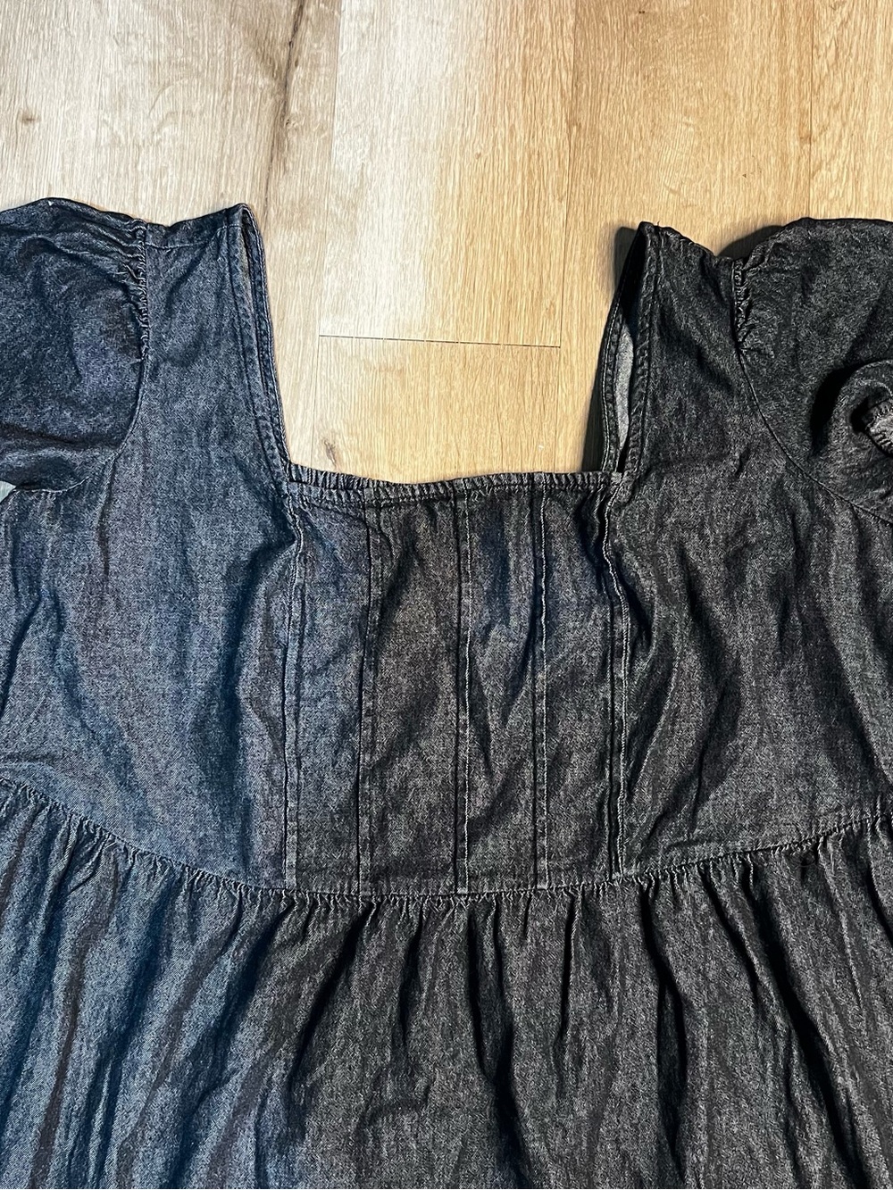 Terra & Sky Women's Black Denim Smocked Square Neck Peplum Blouse 2X Plus - Picture 3 of 5